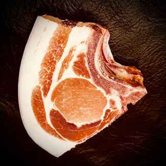 ButcherSelection – StrohGOLD Fettes Kotelett vom Heideschwein